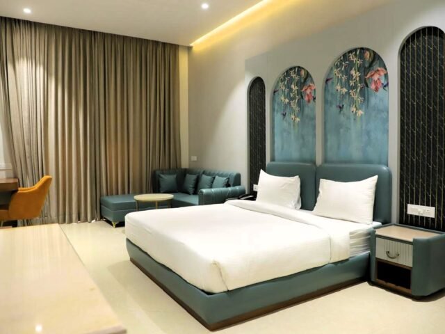 Super Deluxe Room
